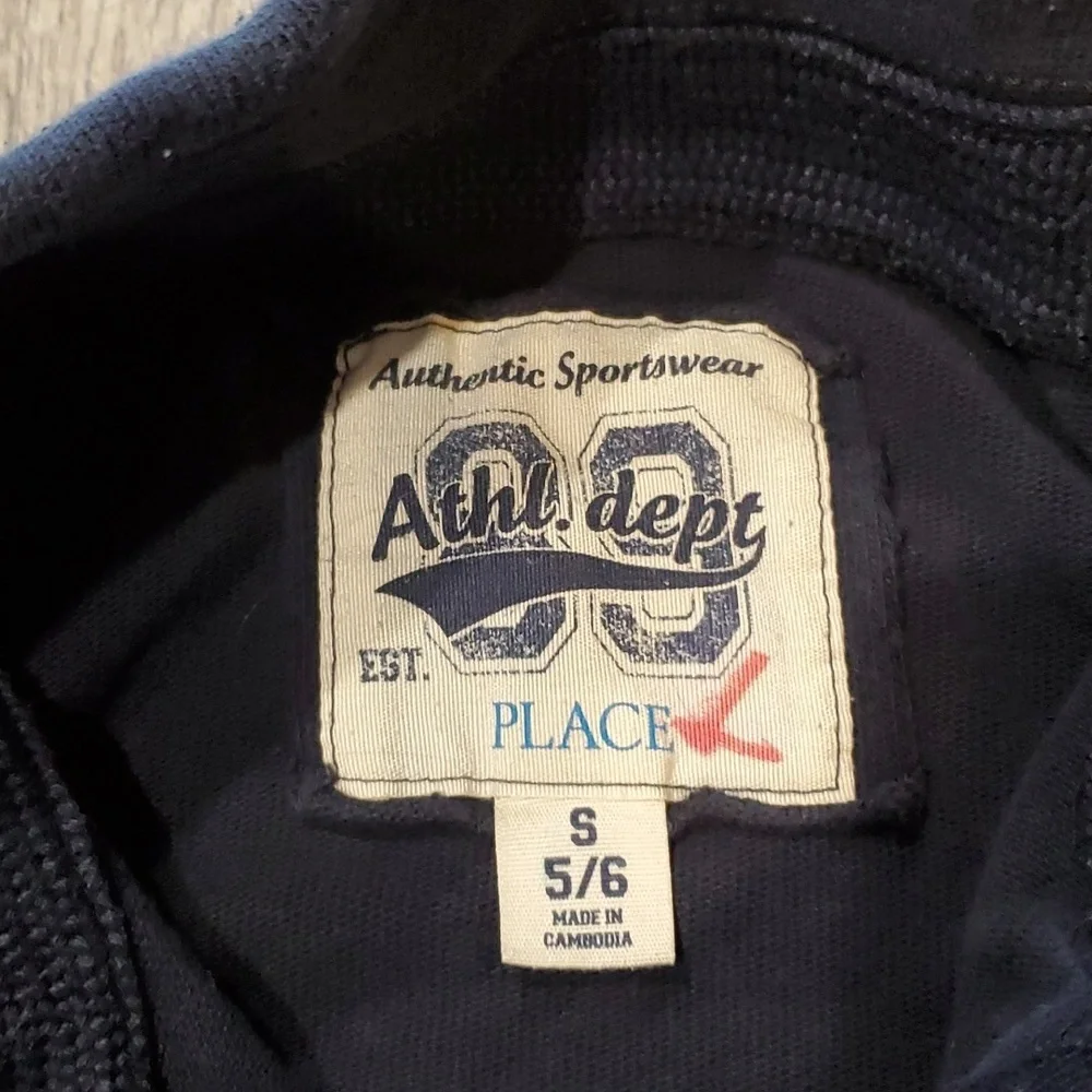 Children's Place C-captian Quarter Zip Sweatershirt Size 5/6 Small